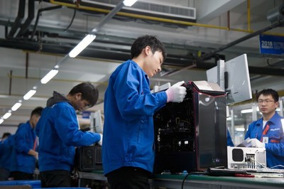 對外出口再添新績 漢產(chǎn)攀升電腦走出國門，計(jì)算機(jī)服務(wù)邁向全球